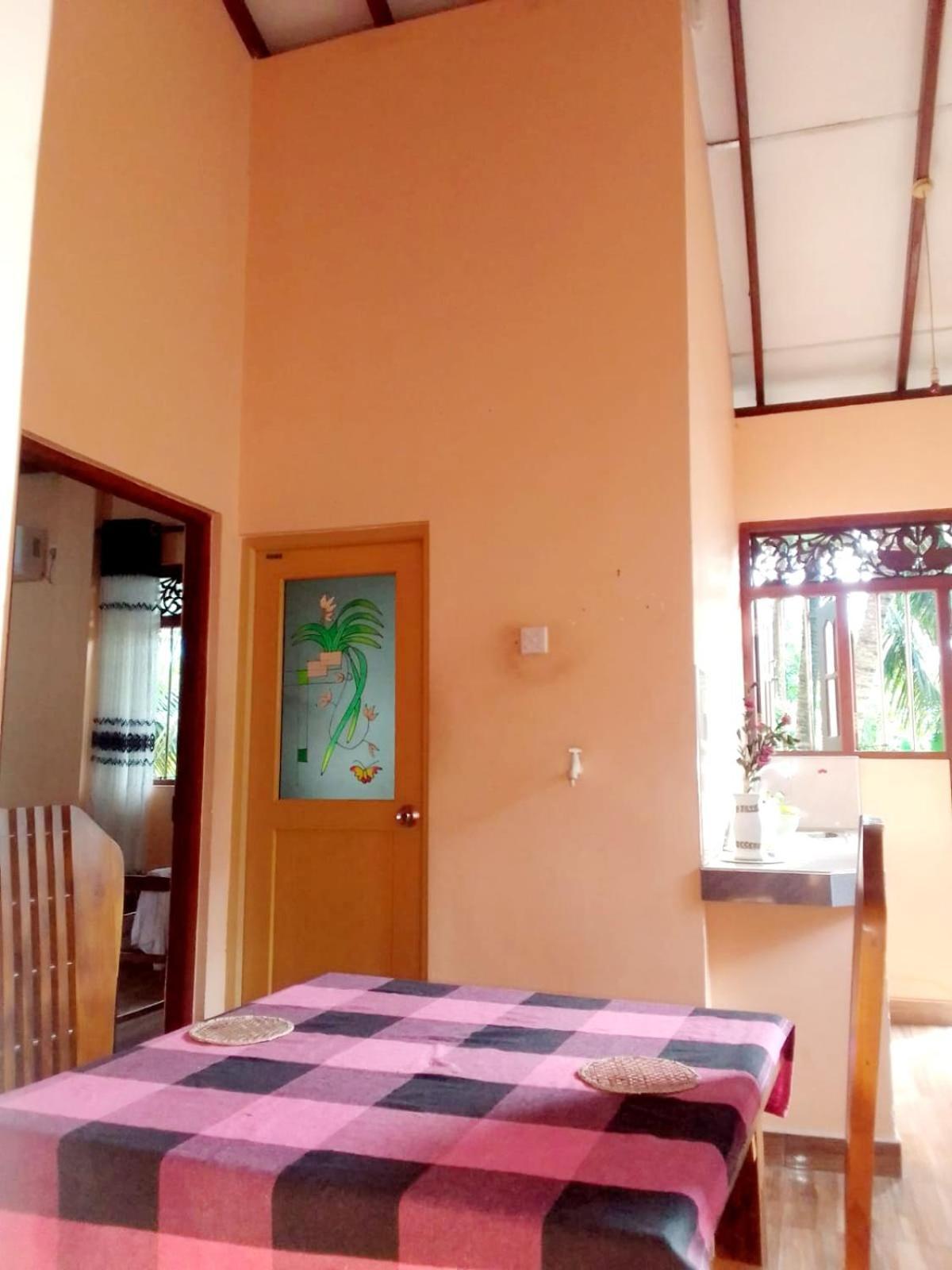 Nisadi Villa Bentota Exterior photo